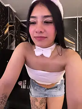 TayylorSexx - kiss with my friend