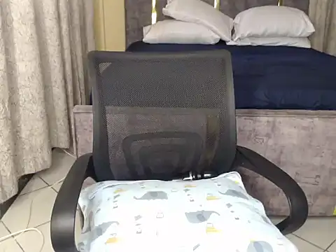 Booby_savage - clap ass
