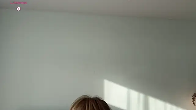 WhiteAnni - nipples tease close uo