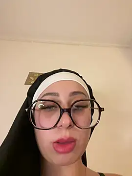 Queenlo_xxx
