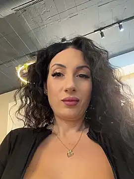 BeckyShineX - Make Me Feel Like a Queen👑