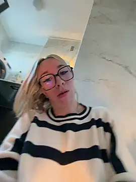 Giuliana_baby - 🎃 RAQUETTE PUSSY OU ASS 🎃🎃