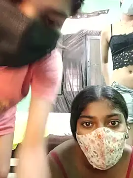 Queen_queen - Boobs show