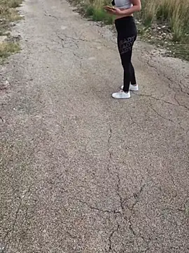 Samira-Summer - Lick his balls in public