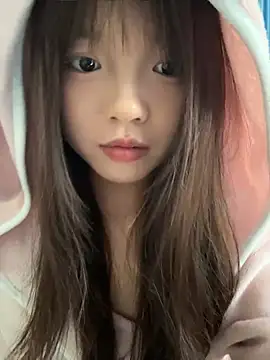 Youbaby-Love - 有家人不敢用小粉哥哥帮忙脱掉上衣2分钟