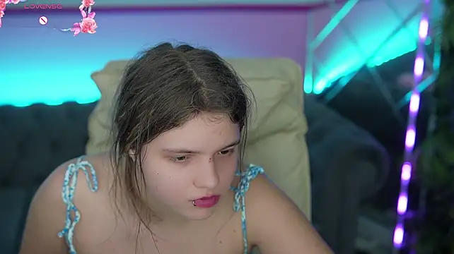 MilanaShyy - Suck fingers