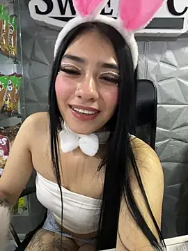 TayylorSexx - kiss with my friend