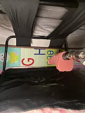 Sweet_pussytoto - Earthquake squirt