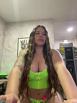 Sexyyykloee - fingers pussy mmmm