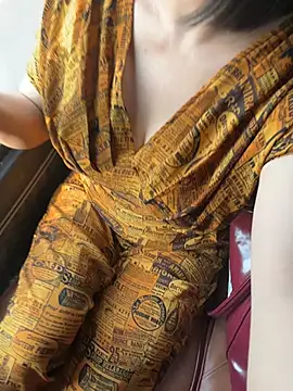 May-Squirt - Make my dress wet in puclic And squirt