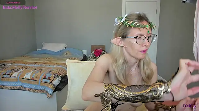 MollyStory - Masturbate