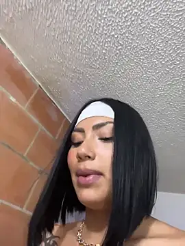 Kylie_brazt - Lick finger