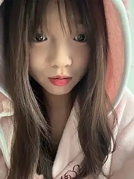 Youbaby-Love - 有家人不敢用小粉哥哥帮忙脱掉上衣2分钟