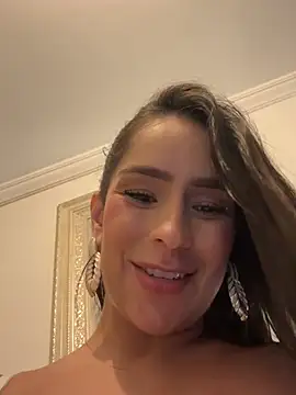 Mau_White - show my tits GLT 4 photos toppples