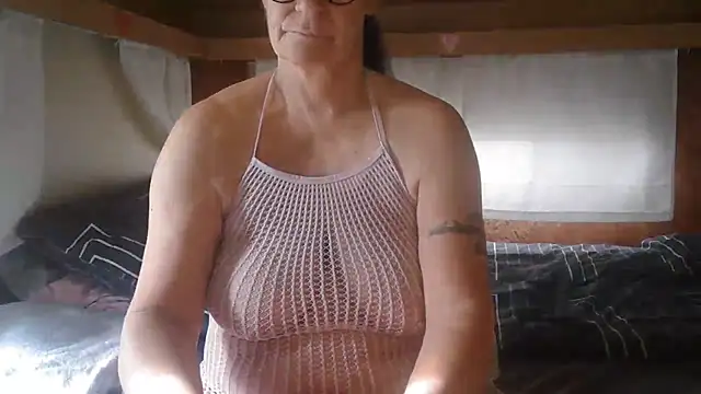 Sylly - fuck titts with dildo