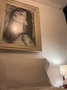 Mau_White - show my tits GLT 4 photos toppples