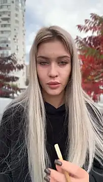 KikiWatson - Take off my hoodie 🥰
