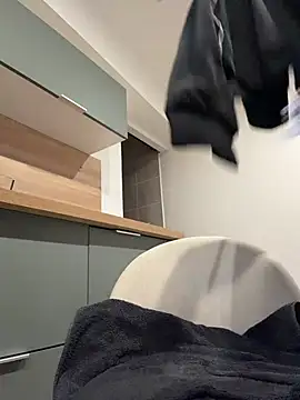 YasmineRiva - 💦☂️ Big squirt + LT 🎁