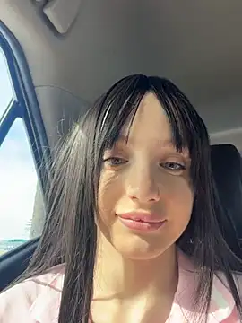 Lilonok - play with my virgin pussy