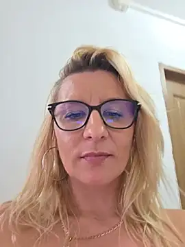 KaylinJan - 😈💦let me blowjob u😈💦