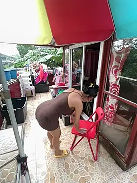 Sweetieme - @fucking pussy in squat nked