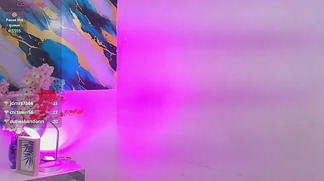 Zoe_Bloom__