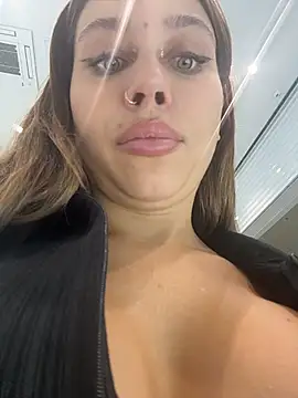 Jucie_Boom - RISKY BOOB FLASH IN MALL😱🥵
