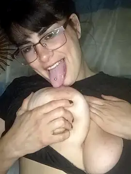Tuputita11099 - Show pusy + vibrador