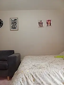 Creamyslender23