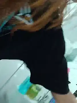 Gabi_Marquez - Brincando com os seios