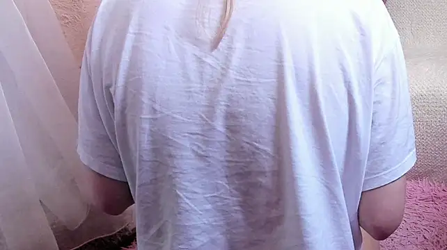 Amelia_lili - spank breasts
