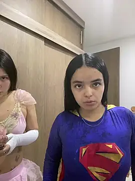 Duoxxvenus - Dildo en pussy