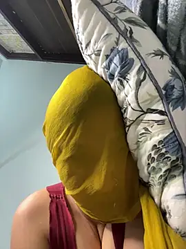 Miss_kanika76 - Pussy oil show