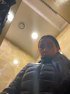 CrazzyChicks - SQUIRT