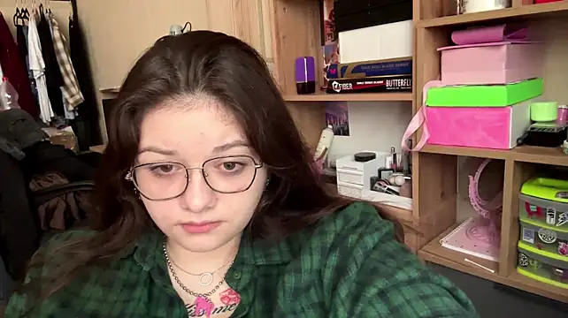 ArianaHowk - "Sexy" eye contact
