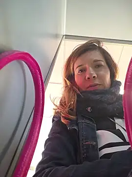 Lina_lou4 - Squirt outside