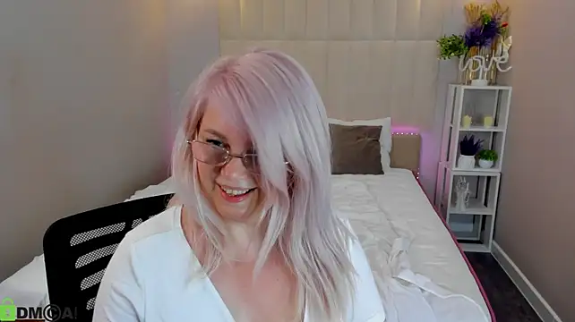 Hella_Fabel