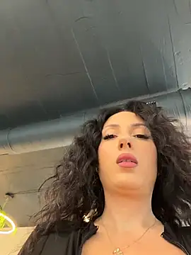 BeckyShineX - Make Me Feel Like a Queen👑
