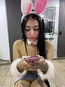 TayylorSexx - I suck my friend's tits in front of boss