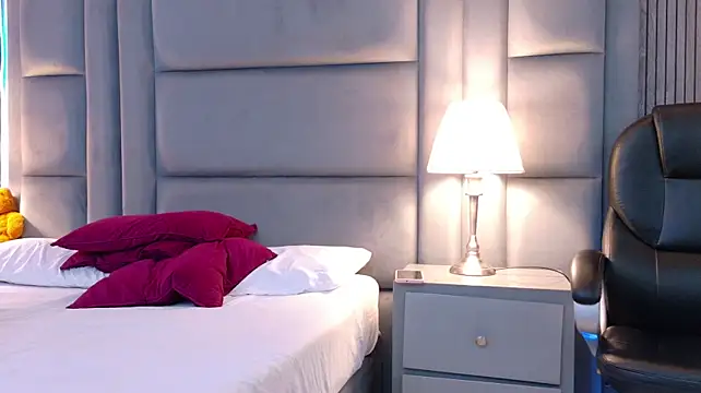 AitanaGrand - Show tits and pinch nipples 🍒👅