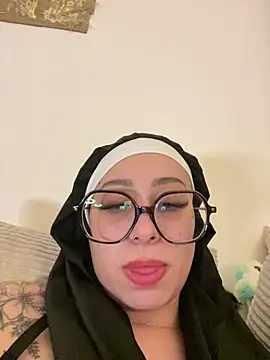 Queenlo_xxx