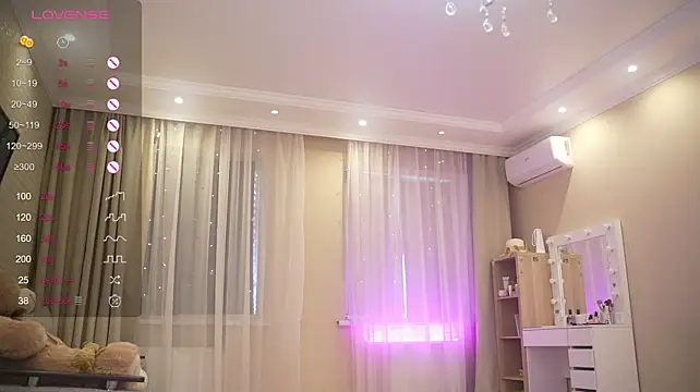 Bananalizzy - Touch ass close up ♡