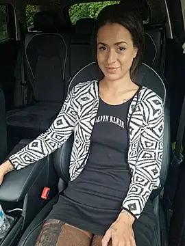 LydiaMaus96 - Show& play with boobs& shake ass& 1vid