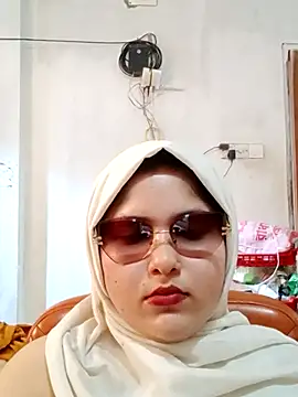 Nusrat-N - Full nude