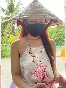 My_Melodyy - Make me cum pussy in public garden 🪴 😈
