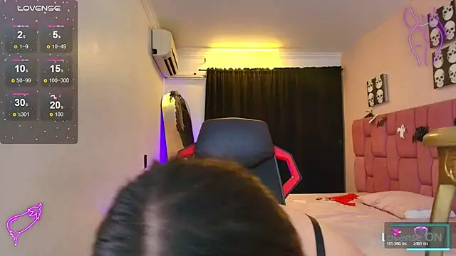 Kate_Dynasty - show tits