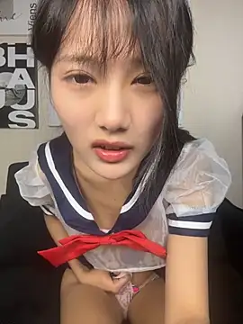 Xiaoxiao1001 - 戴项圈口球的小母狗