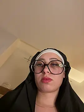 Queenlo_xxx