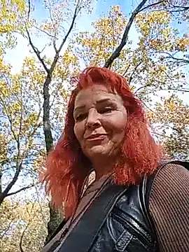 SandraCassandra - Boob Flash