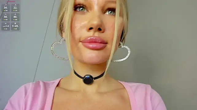 Alice_N_Wooderland - Make my pussy wetter